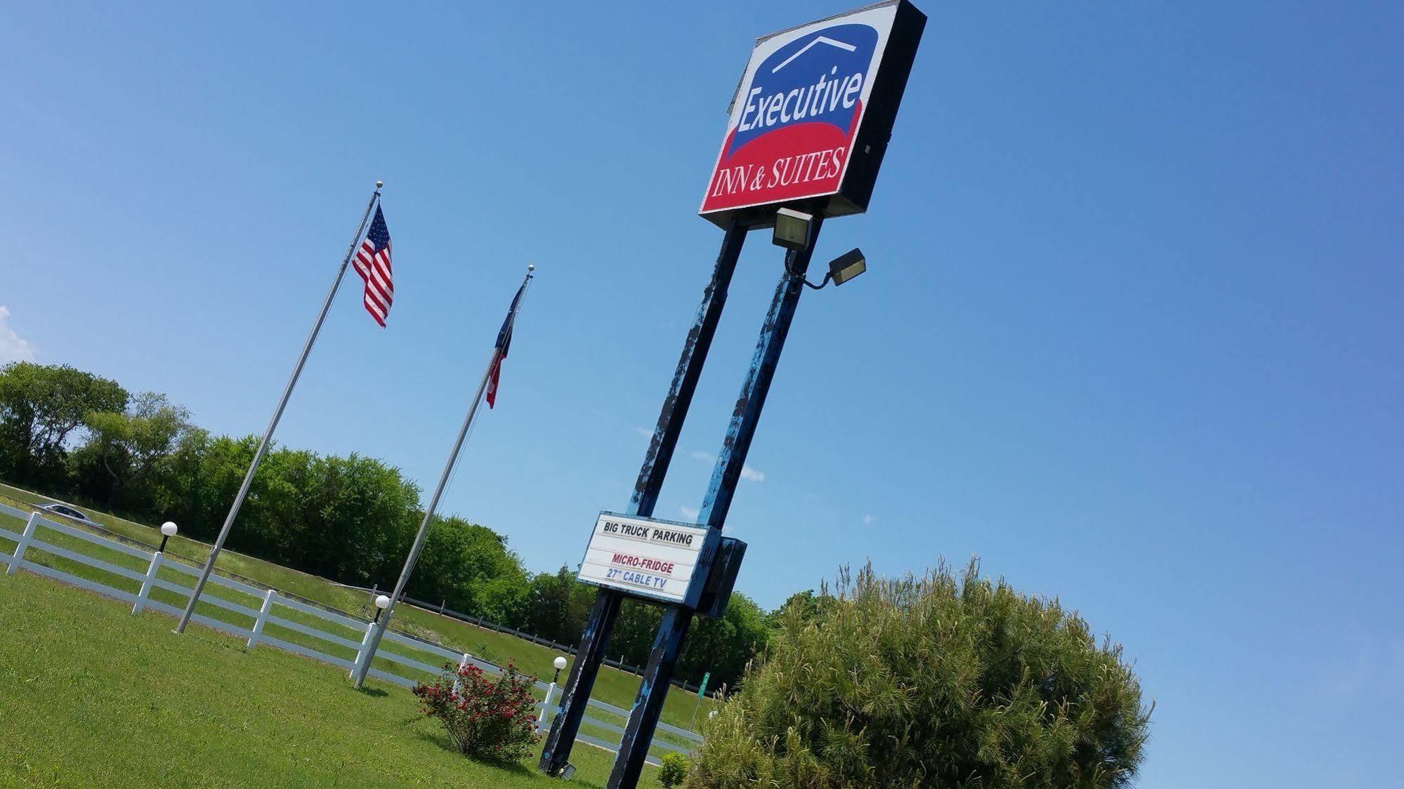 Executive Inn And Suites Waxahachie Exteriér fotografie